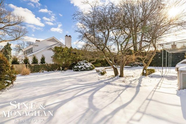 286 Grosse Pointe Boulevard, Grosse Pointe Farms, MI 48236