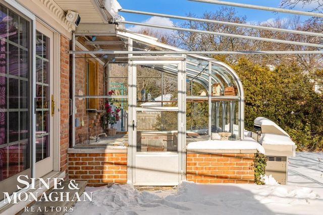 286 Grosse Pointe Boulevard, Grosse Pointe Farms, MI 48236