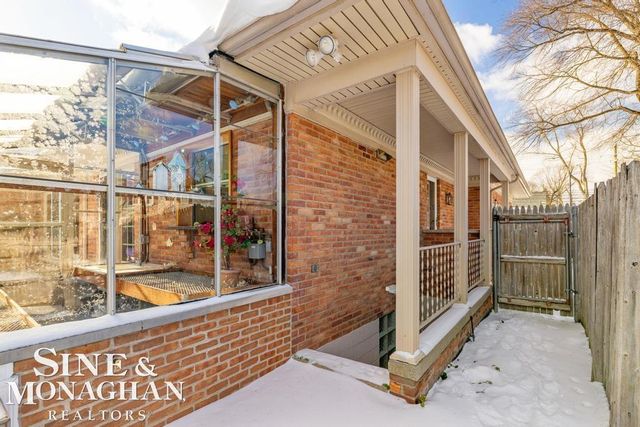 286 Grosse Pointe Boulevard, Grosse Pointe Farms, MI 48236