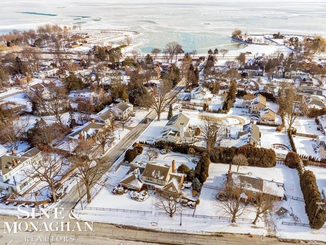 286 Grosse Pointe Boulevard, Grosse Pointe Farms, MI 48236