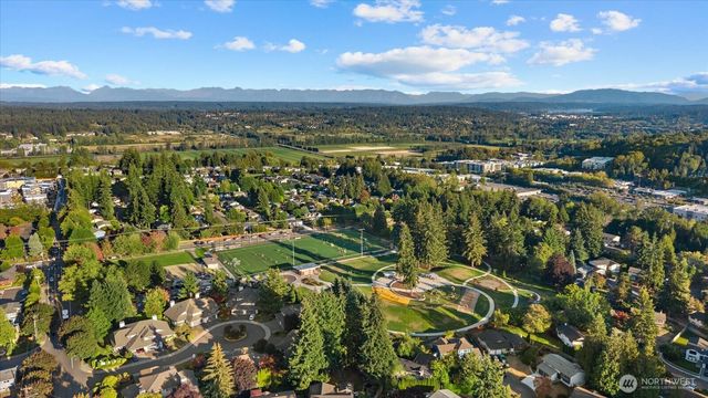 12728 NE 132nd Place, Kirkland, WA 98034