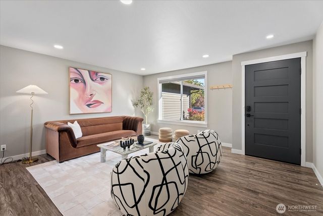 12728 NE 132nd Place, Kirkland, WA 98034