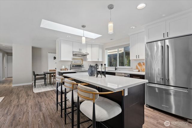 12728 NE 132nd Place, Kirkland, WA 98034