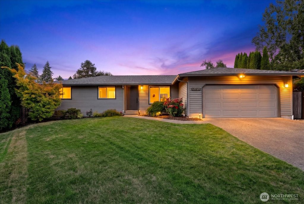 12728 NE 132nd Place, Kirkland, WA 98034