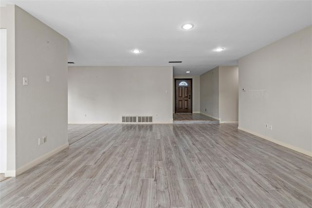 1722 Plantation Road, Garland, TX 75044