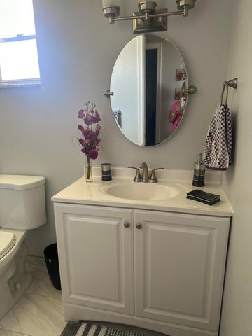 2812 S Garden Dr S 304, Lake Worth, FL 33461