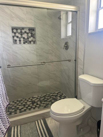 2812 S Garden Dr S 304, Lake Worth, FL 33461