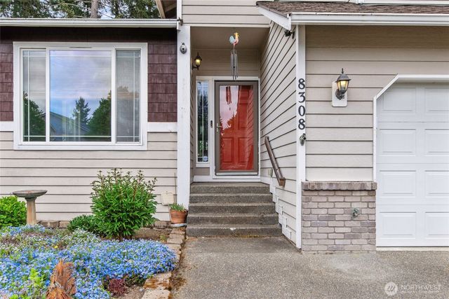 8308 49th Loop SE, Olympia, WA 98513