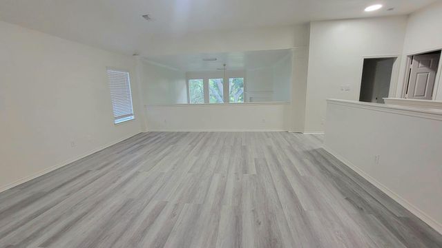 2514 Creek Bluff Lane, Missouri City, TX 77459