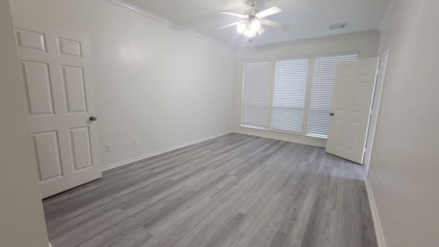 2514 Creek Bluff Lane, Missouri City, TX 77459