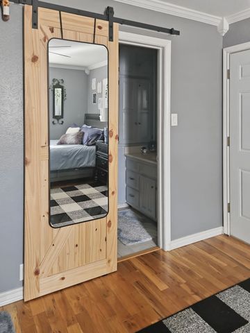 713 Ross Trail, Arlington, TX 76012