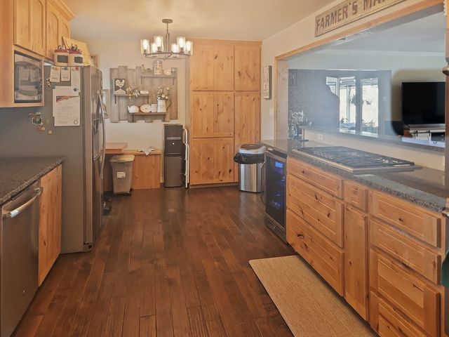 713 Ross Trail, Arlington, TX 76012