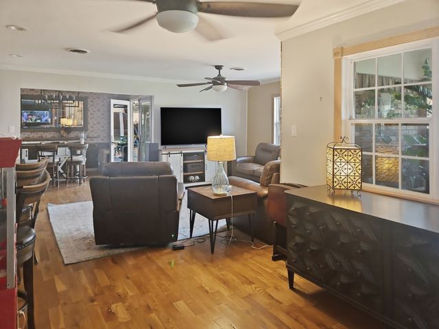 713 Ross Trail, Arlington, TX 76012