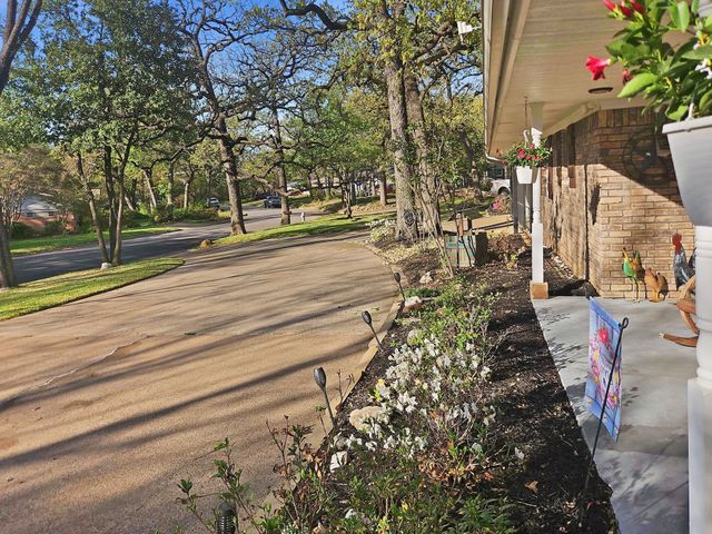 713 Ross Trail, Arlington, TX 76012