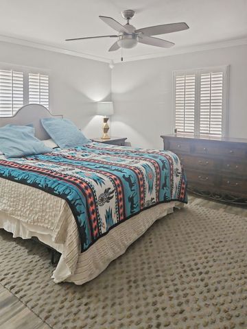 713 Ross Trail, Arlington, TX 76012