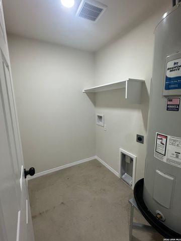 476 VALLEY VIEW ST, Canyon Lake, TX 78133