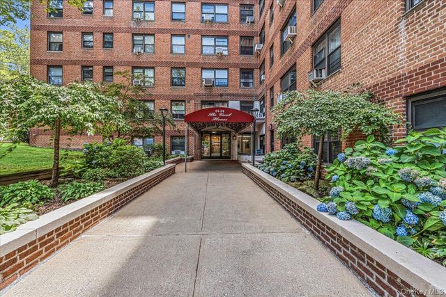 64-34 102nd Street F7, Rego Park, NY 11374
