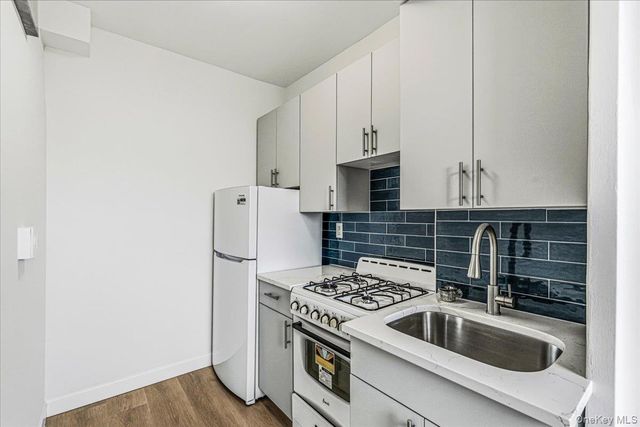 64-34 102nd Street F7, Rego Park, NY 11374