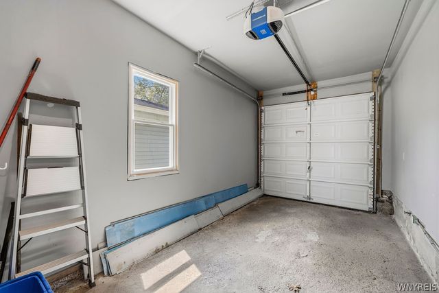 1215 86th Street, Niagara Falls, NY 14304