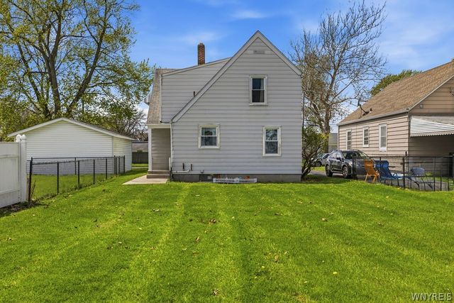 1215 86th Street, Niagara Falls, NY 14304