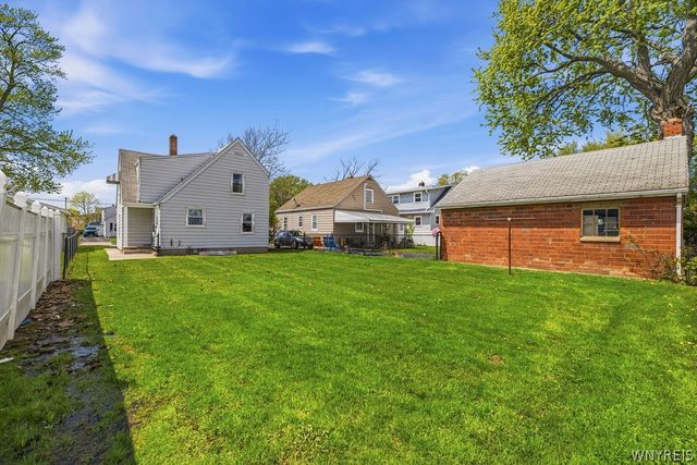 1215 86th Street, Niagara Falls, NY 14304