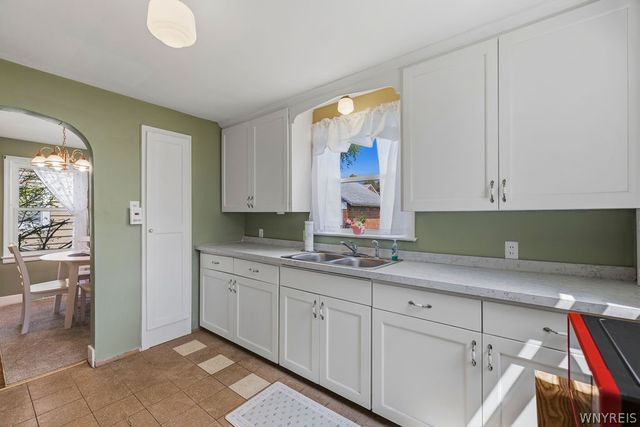 1215 86th Street, Niagara Falls, NY 14304