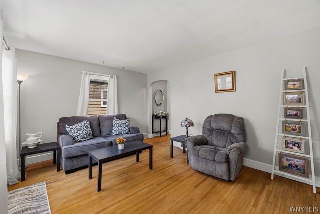 1215 86th Street, Niagara Falls, NY 14304