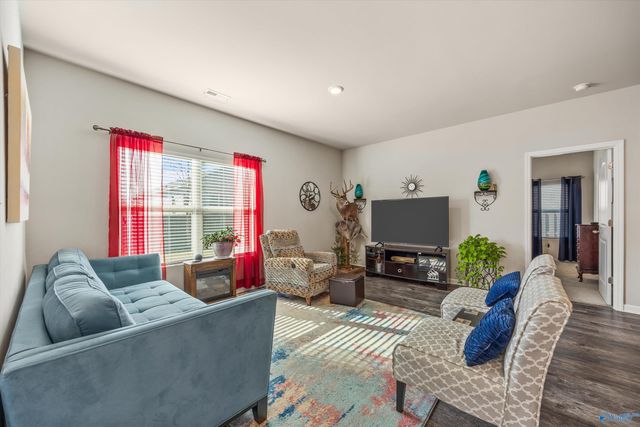 183 Kingsford Street, Meridianville, AL 35759