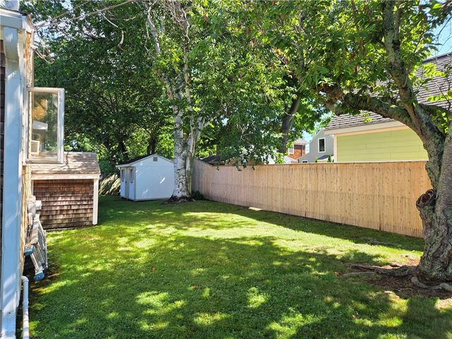 23 Butler Street, Newport, RI 02840