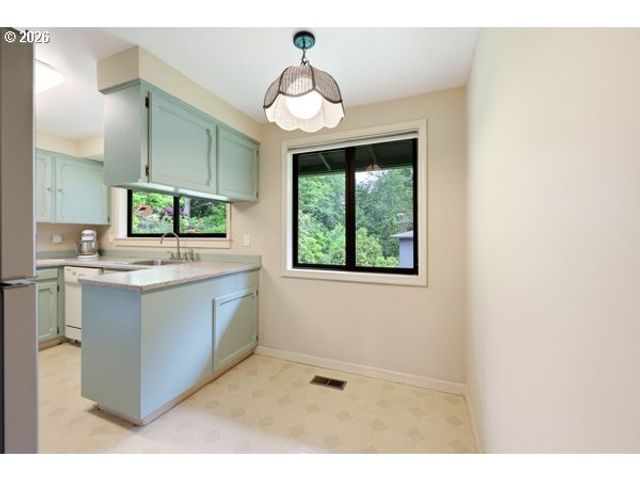 497 Ne SCOTT Ave, Gresham, OR 97030
