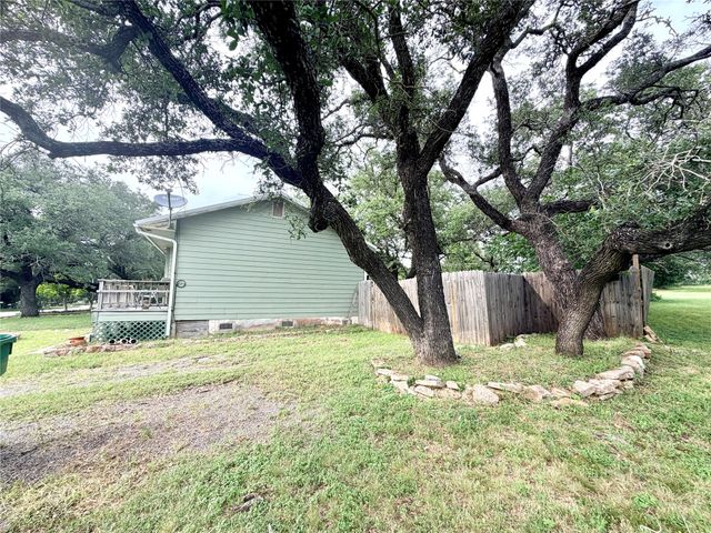 1902 Cline Street, Goldthwaite, TX 76844