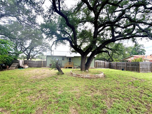 1902 Cline Street, Goldthwaite, TX 76844