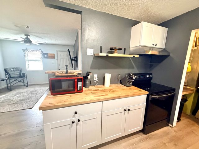 1902 Cline Street, Goldthwaite, TX 76844