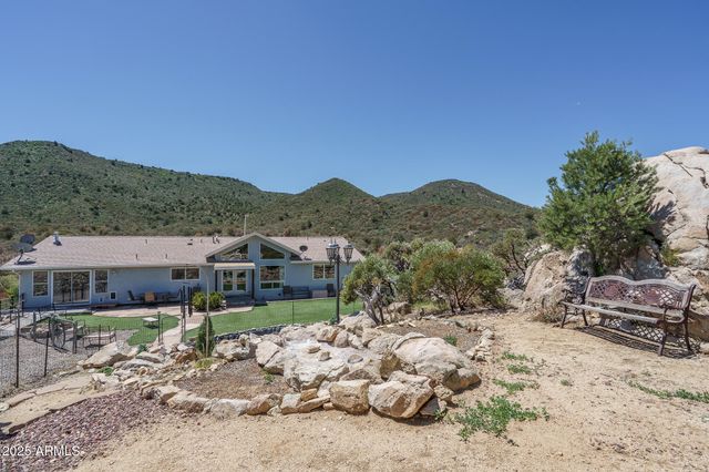 10570 W CHERRY CREEK Road, Dewey, AZ 86327