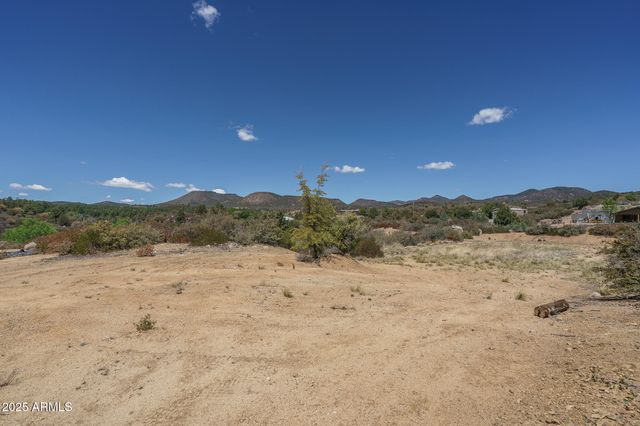 10570 W CHERRY CREEK Road, Dewey, AZ 86327