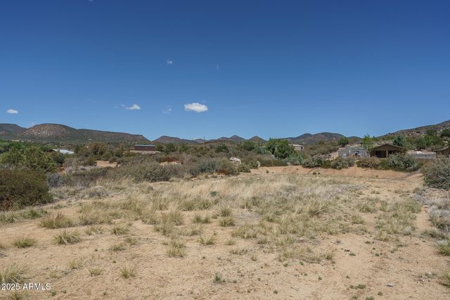 10570 W CHERRY CREEK Road, Dewey, AZ 86327