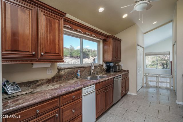 10570 W CHERRY CREEK Road, Dewey, AZ 86327