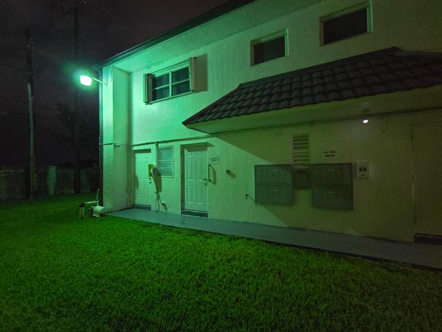 20337 NE 2nd Avenue, Miami, FL 33179