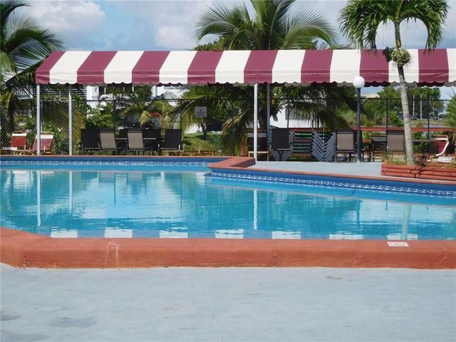 20337 NE 2nd Avenue, Miami, FL 33179