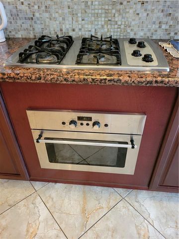 20337 NE 2nd Avenue, Miami, FL 33179