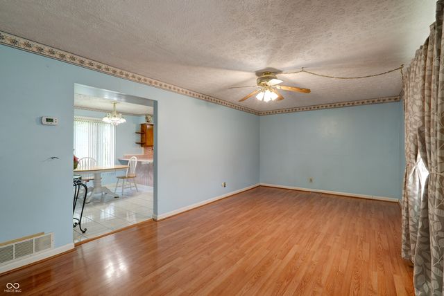 5425 Gambel Road, Indianapolis, IN 46221