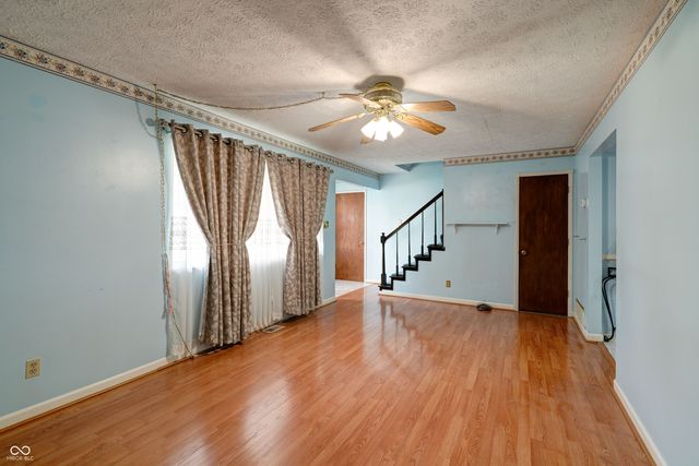 5425 Gambel Road, Indianapolis, IN 46221