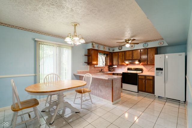 5425 Gambel Road, Indianapolis, IN 46221