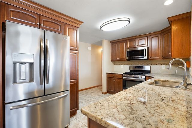 5 Helm St, South Hadley, MA 01075