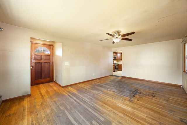 5 Helm St, South Hadley, MA 01075