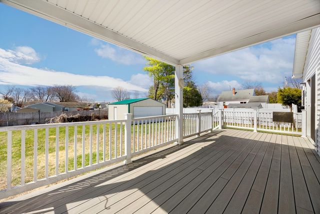 5 Helm St, South Hadley, MA 01075