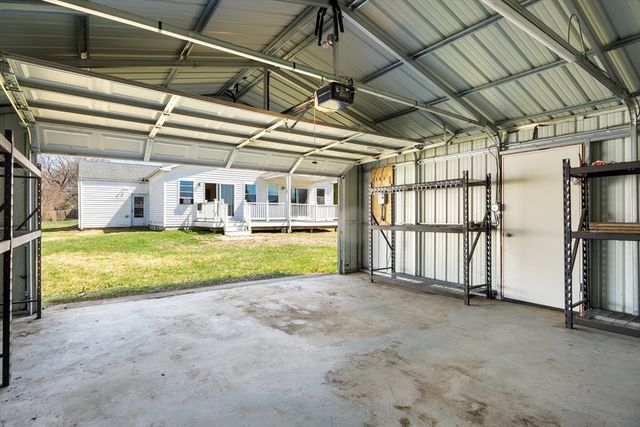5 Helm St, South Hadley, MA 01075