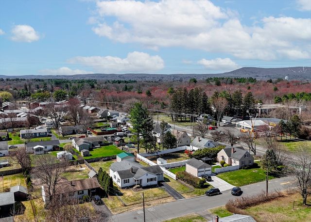 5 Helm St, South Hadley, MA 01075