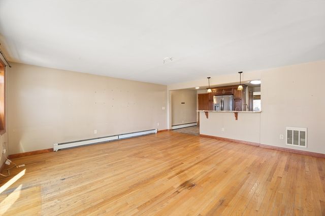 5 Helm St, South Hadley, MA 01075