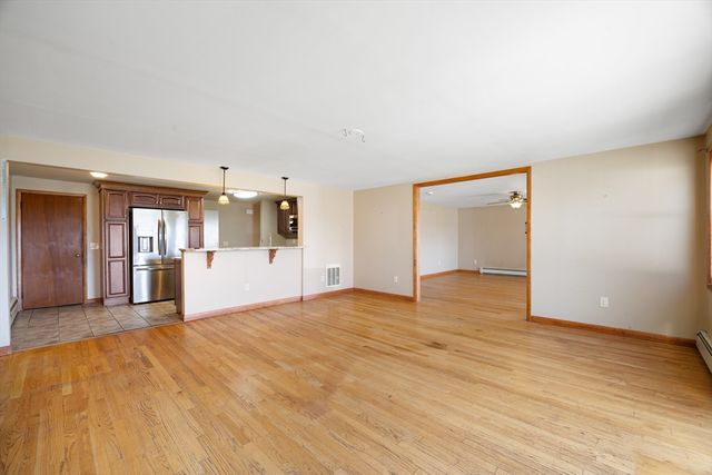 5 Helm St, South Hadley, MA 01075